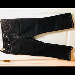 White House Black Market black straight ankle SZ6